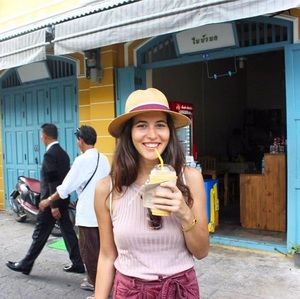 Meet your Posher, Ayşe nur